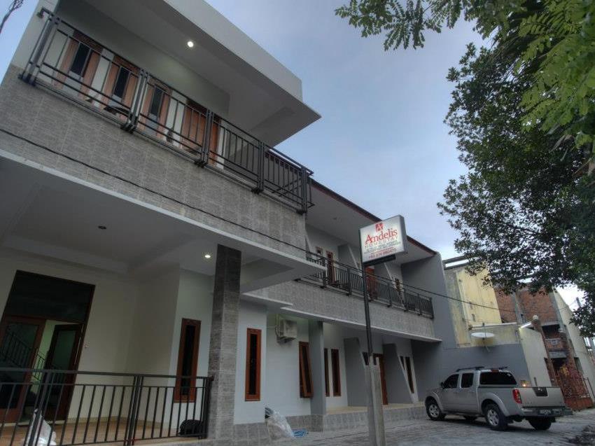 Andelis Homestay Yogyakarta Exterior photo